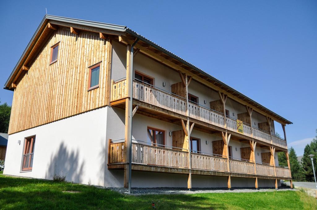 Jufa Hotel Хохриндль Экстерьер фото